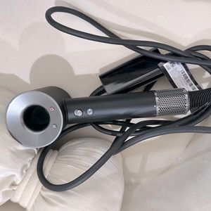 Dyson Supersonic™ Hair Dryer, Corded Electric, Aluminum(Black/Nickel)
